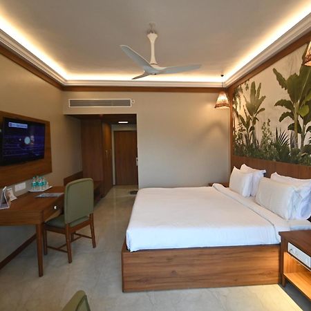 Rns Residency Sea View Hotel Mavalli Ngoại thất bức ảnh