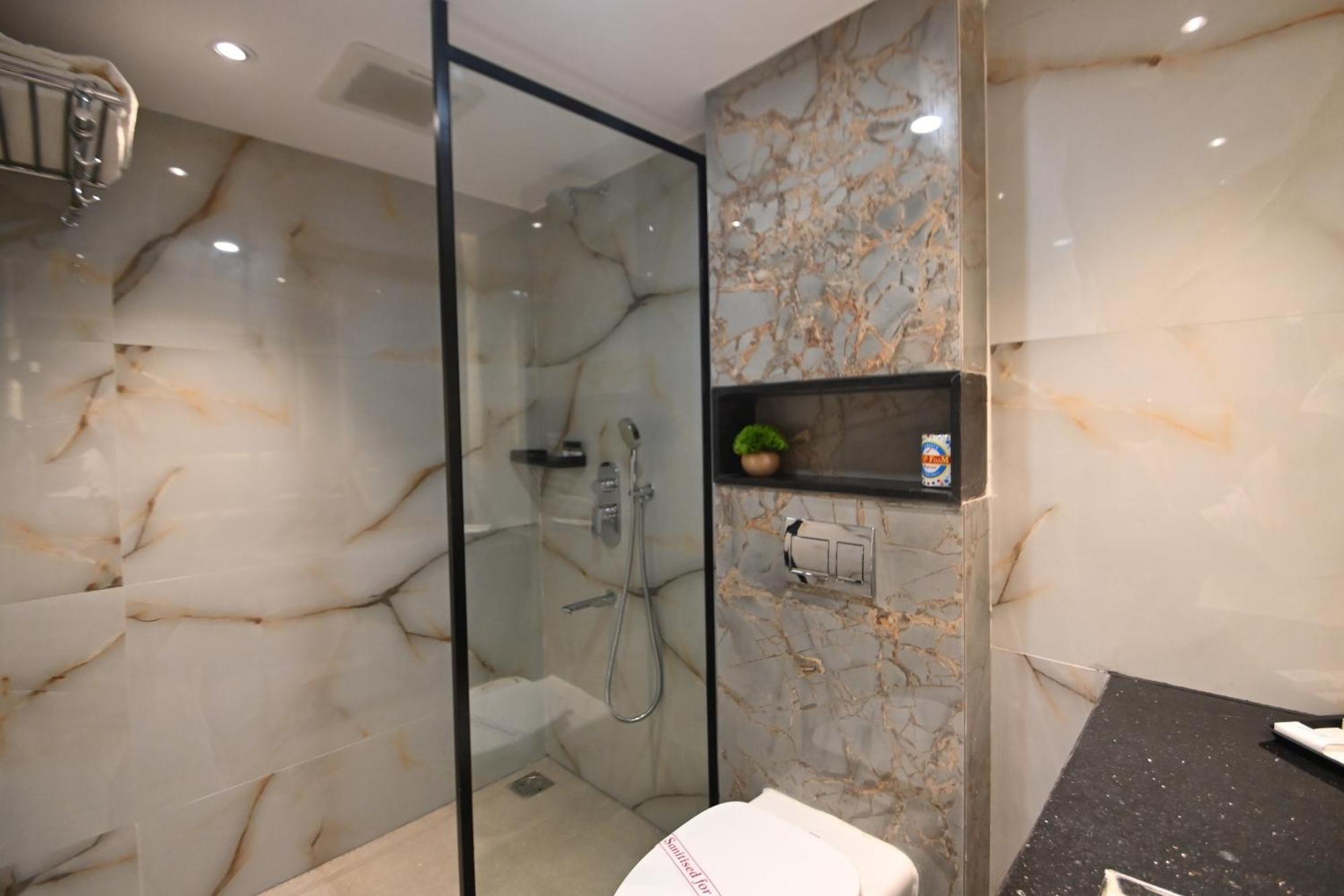 Rns Residency Sea View Hotel Mavalli Ngoại thất bức ảnh