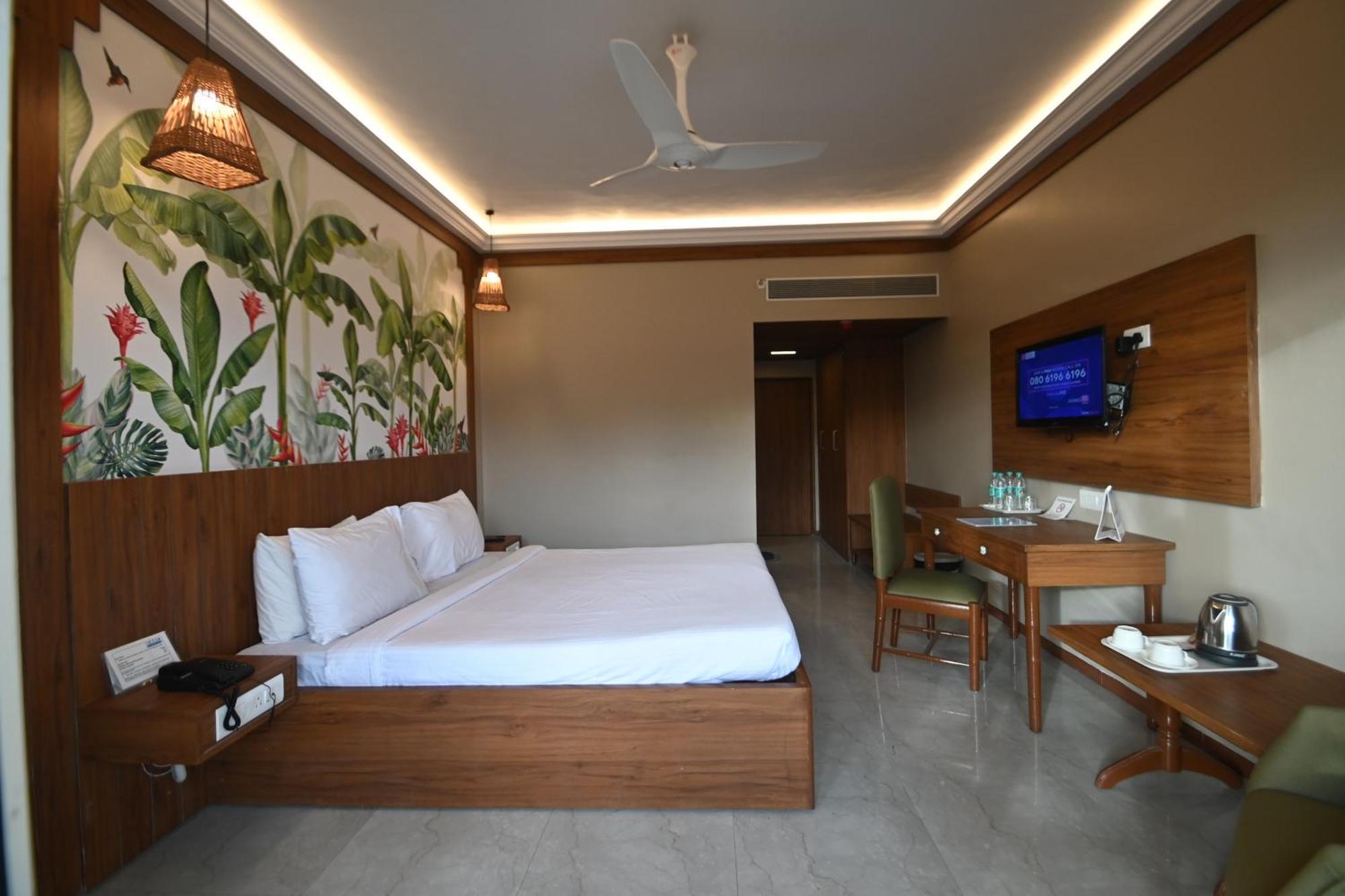 Rns Residency Sea View Hotel Mavalli Ngoại thất bức ảnh