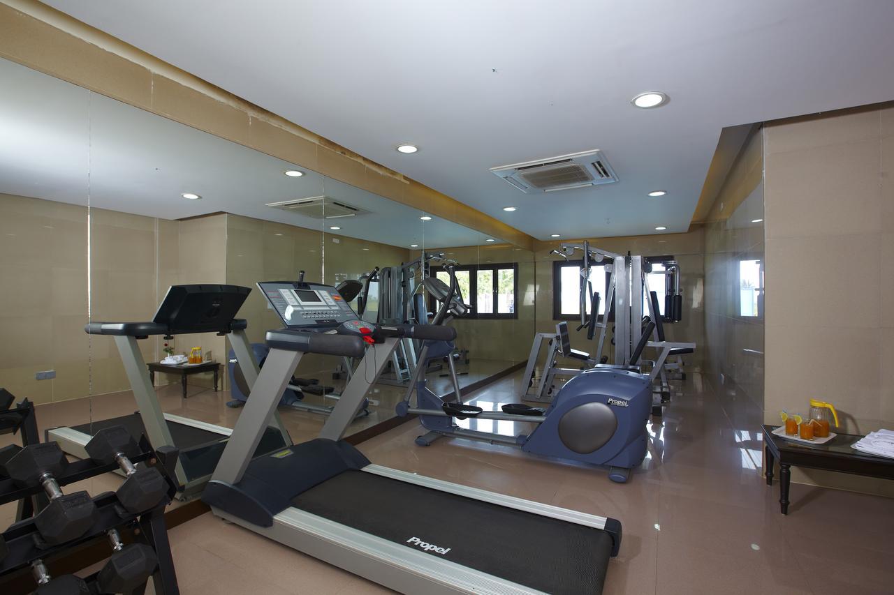 Rns Residency Sea View Hotel Mavalli Ngoại thất bức ảnh